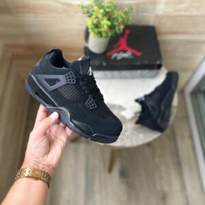 AIR JORDANS RETRO4 BLACK CAT